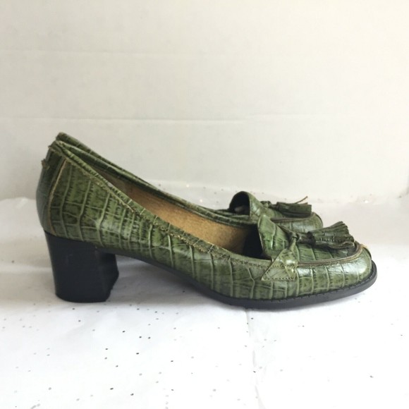 Nine West Green Croc Embossed Block Heel Loafer w Decorative Tassel - Size 6 M - Picture 6 of 9